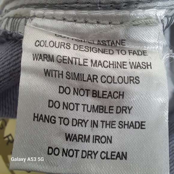 Autograph Gray Embellished Capri Jeans Women's Size 16 - Picture 8 of 9